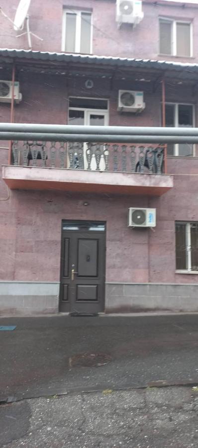 Hotel Bonjour House Erywań Zewnętrze zdjęcie