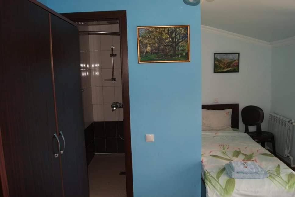 Hotel Bonjour House Erywań Zewnętrze zdjęcie