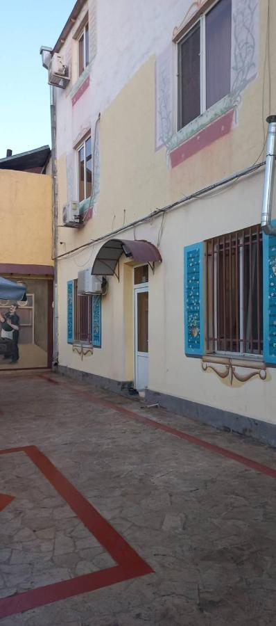 Hotel Bonjour House Erywań Zewnętrze zdjęcie
