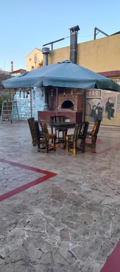 Hotel Bonjour House Erywań Zewnętrze zdjęcie